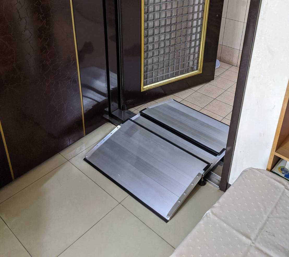 斜坡板專家 門檻斜坡板組合式 三片組合式 BZ系列 適合拉門滑軌門檻 斜坡板 門檻斜坡 – 宏陽復健器材中心